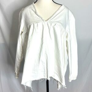Noble 31 VNeck White Denim top